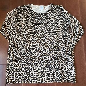 Like new Chico’s S leopard tunic sweater